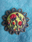 Broszka ręcznie robiona "Kwiaty w glince", 3.8 cm