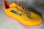 BUTY PIŁKARSKIE CHŁOPIĘCE KIPSTA 160 TURF EASY RZEPY 31/32
