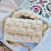 Torebka elegancka typu listonoszka