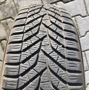 Opony zimowe z felgami stal Golf 7 Yokohama BlueEarth Winter V905