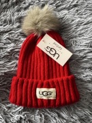 Czapka czerwona z pomponem UGG