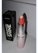 Lśniąca szminka z kwasem hialuronowym Hydramatic Shine