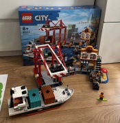 LEGO City Nadmorski port ze statkiem towarowym 60422