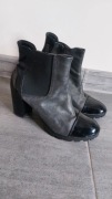 Czarne, szare buty, na obcasie za kostkę