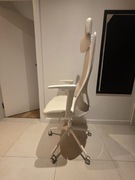 Krzesło biurowe Ikea JÄRVFJÄLLET białe
