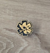 Wpinka z motywem Medic