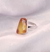 Pierścionek - Srebro i Bursztyn