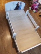 Łóżko dziecięce dla dziewczynki 