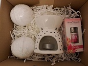 Zestaw prezentowy: kominek, kule do kąpieli, olejek zapachowy