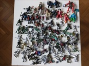 ŻOŁNIERZE- FIGURKI- ŻOŁNIERZYKI - ZABAWKI- WOJSKOWE- PIRACI-KOWBOJE-RYCERZE