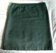 Zielona klasyczna, prosta spódnica,  plus size 46/48