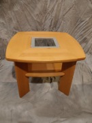 Stolik kawowy z litego drewna 