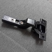 Zawias blum wpuszczany czarny