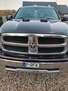 samochód dodge ram 5.7 hemi