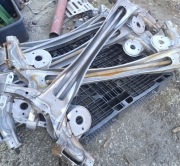 Tylna belka Opel Granland MK2 9849352780