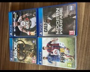 Mam na sprzedaż PS4 slim 1tera z dwoma padami oraz pięcioma grami