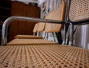 "CESCA" M.Breuer naprawa krzeseł rattanem.