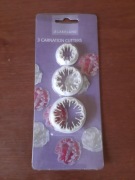 Wykrawaczki foremki do masy cukrowej fondantu lukru - goździki (3 sztuki)