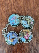 Ciekawa bransoletka z motylami