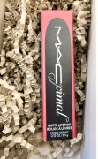 MACximal Matte Lipstick Ruby Woo 691 – kultowa czerwień matowa