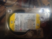 4tb wykrywa go ale cos stuka???