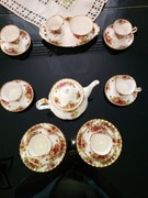 royal albert zestaw kawowy