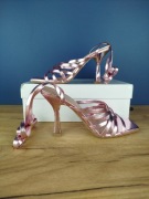 Damskie, różowe szpilki Andre studio obwiązywane na nogę rozmiar 38