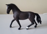 Schleich koń hanowerski wałach figurka model z zestawu z 2017 r.