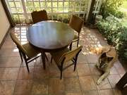 Stół lata 60., polski + 4 krzesła tapicerowane