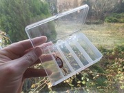 PUDEŁKO WĘDKARSKIE NA  AKCESORIA MAŁE PRZYNĘTY obrotówki 11,5x7,5x1,8cm