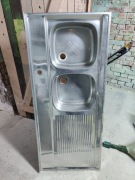 Zlewozmywak ze stali nierdzewnej