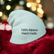 Ręcznie robiona czapka z 100% Alpaka – Miękkość i Ciepło
