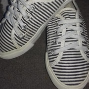 Trampki H&M r.27 marynarskie