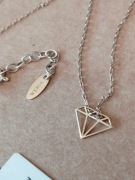 Pozłacany wisiorek, łańcuszek, ze srebra 925, diament, W. Kruk z metką