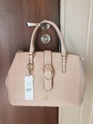 Nowa torebka kuferek lulu castagnette pudrowa