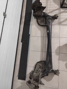 Belka tylna zawieszenia wraz z piastami Mazda 3 BP, 20 Benzyna 2022 r ( EU)