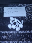 Lewa słuchawka AirPods Pro 2. generacji A3048 (wersja USB-C)