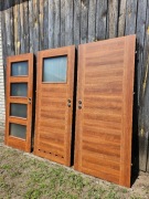 Drzwi Porta i ościeżnice: szkło L80, łazienka L80, pełne R80 (kolor orzech)