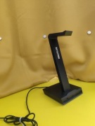 STOJAK na SŁUCHAWKI PODŚWIETLANY 3x USB Battletron