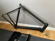Rama CANYON Ultimate CF SLX r. 2XL - uszkodzona