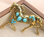 Elegancka broszka Koń Nowa