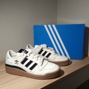 Adidas Forum Low CL r. 46 (29,5 cm) Cloud White/Core Black/Orbit Grey