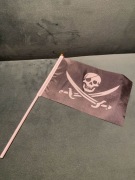 Nowe Flagi Pirat Piratów Materiałowe Chorągiewka 1 szt