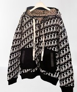 Dwustronna swetrowa kurtka