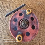 Stary kolekcjonerski kołowrotek wędkarski XXw.