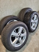 Komplet kół zimowych na felgach aluminiowych 