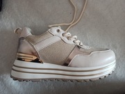 Sneakersy na grubej podeszwie beżowe