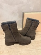 Brązowe buty do kostki Cesare Gaspari - Rozmiar 39