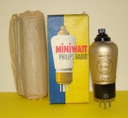 B 442 Philips B442 NOS