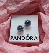 Pandora charms z Błękitnym kamieniem